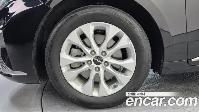 Kia K8 2021 — ფოტო 5/20