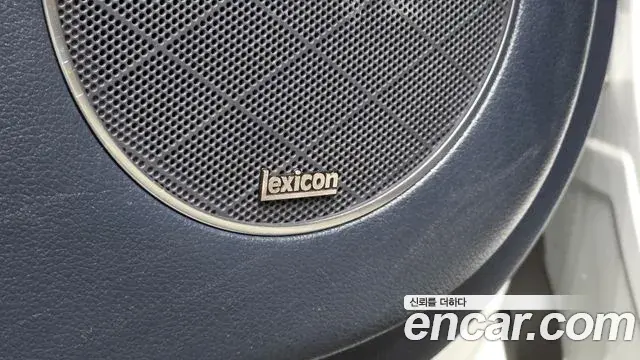 Genesis GV80 2020 — ფოტო 12/37