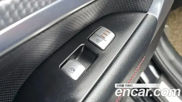 Genesis G70 2021 — ფოტო 15/36