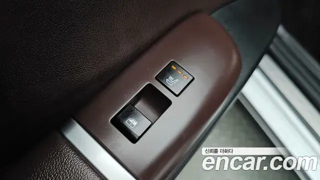 Hyundai Grandeur 2023 — Фото 19/20
