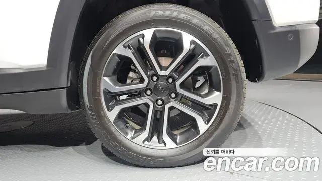 Jeep Compass 2022 — Photo 14/32