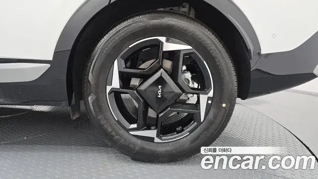 Kia Sportage 2026 — Şəkil 27/35