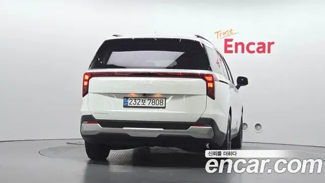 Kia Carnival 2024 — Photo 4/20