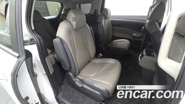 Kia Carnival 2024 — Photo 10/20