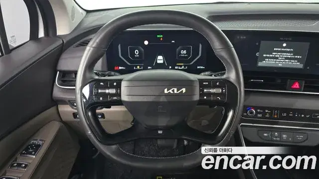 Kia Carnival 2024 — Photo 12/20