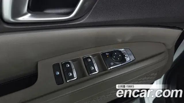 Kia Carnival 2024 — Photo 16/20