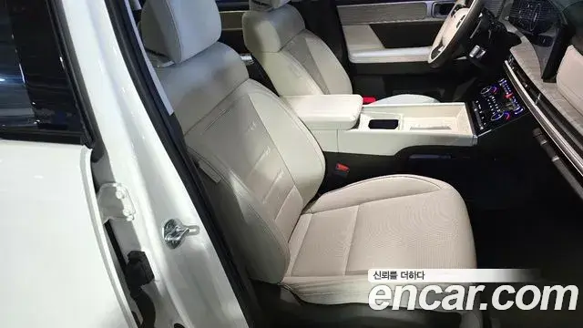Hyundai Santa Fe 2024 — Фото 11/20