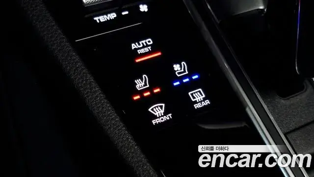 Porsche Cayenne 2020 — Photo 14/20