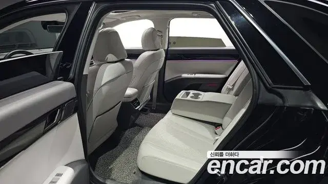 Hyundai Grandeur 2023 — Photo 11/20