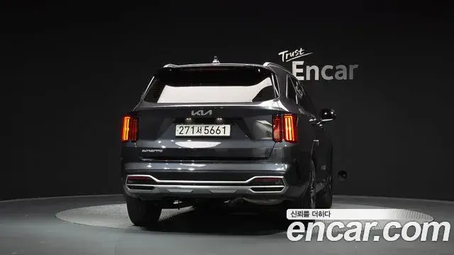 Kia Sorento 2022 — Photo 4/20