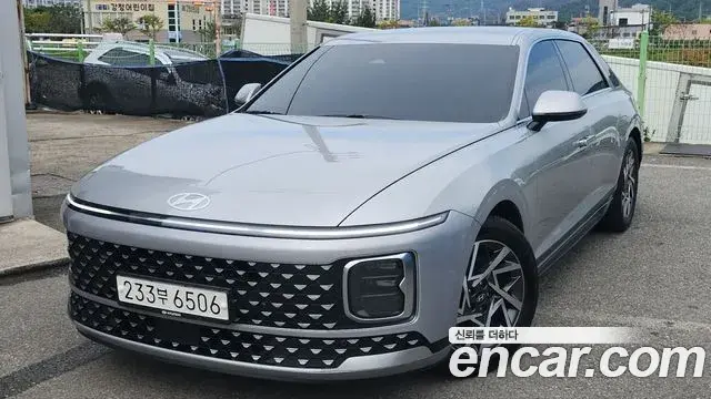 Hyundai Grandeur 2025 — Photo 10/20