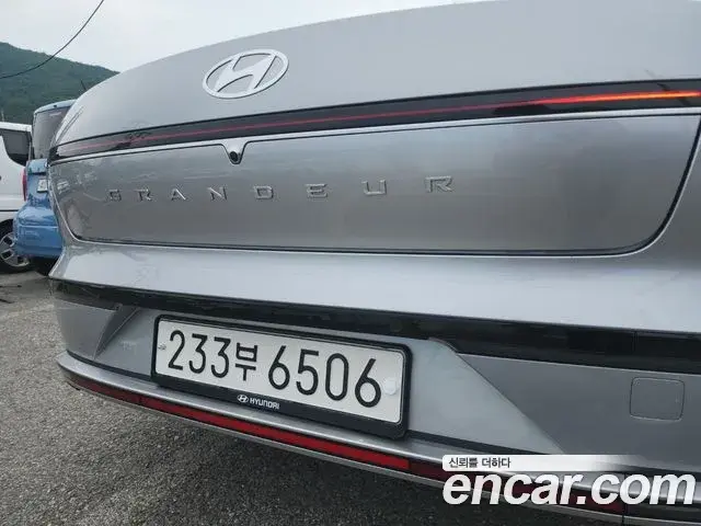Hyundai Grandeur 2025 — Photo 19/20