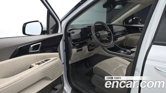 Kia Carnival 2025 — Фото 10/20