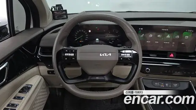 Kia Carnival 2025 — Фото 14/20