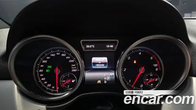 Mercedes-Benz GLE-Class 2018 — Фото 8/20