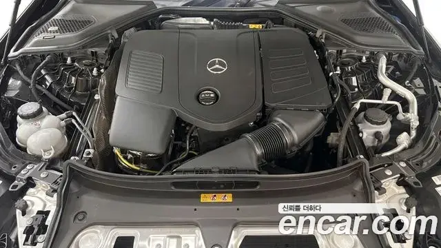 Mercedes-Benz E-Class 2026 — Фото 5/12