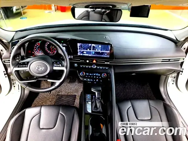 Hyundai Avante 2021 — Photo 9/20