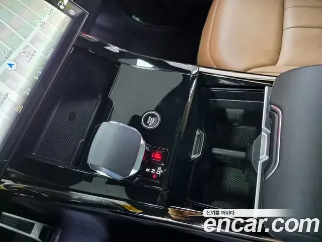 Land Rover Range Rover Sport 2024 — Photo 12/20