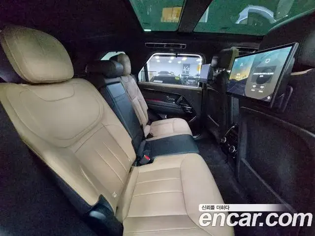 Land Rover Range Rover Sport 2024 — Photo 14/20