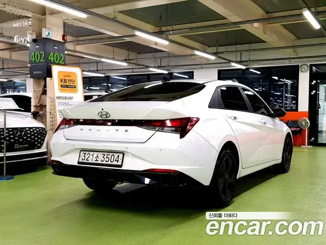 Hyundai Avante 2023 — Photo 1/20