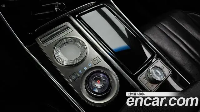 Genesis GV80 2020 — Photo 9/20