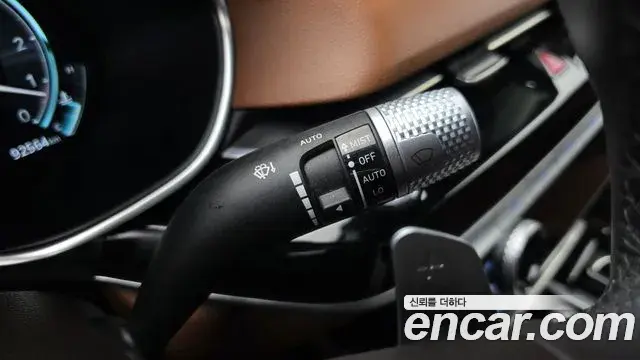 Genesis Electrified G80 2023 — Photo 20/20