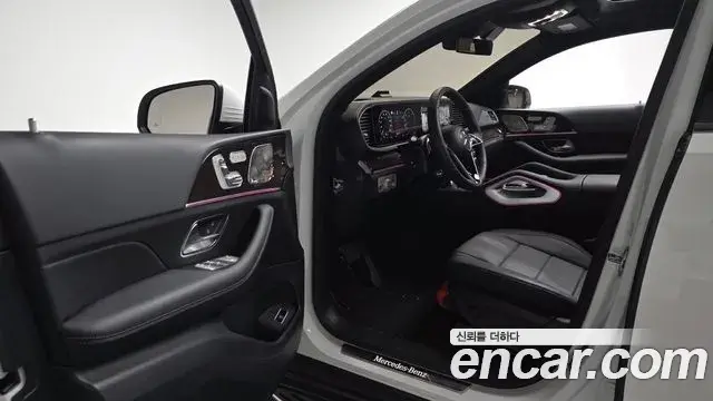 Mercedes-Benz GLE-Class 2026 — Photo 10/20