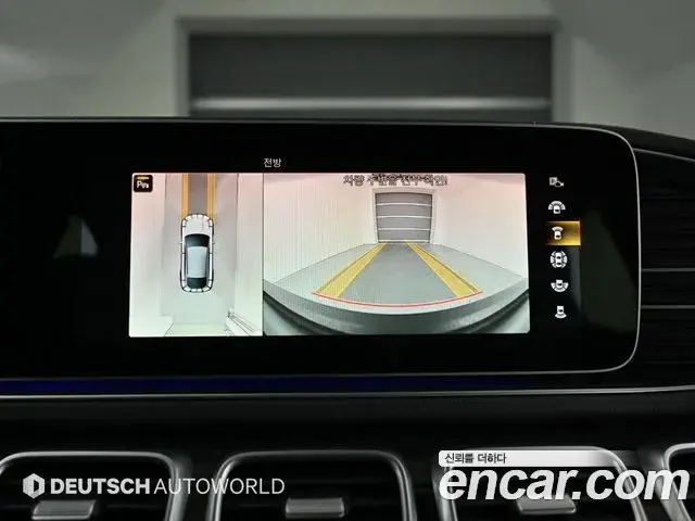 Mercedes-Benz GLE-Class 2021 — Photo 15/20