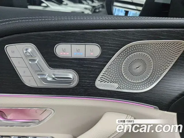Mercedes-Benz GLE-Class 2026 — Photo 14/20