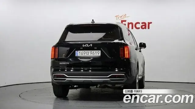 Kia Sorento 2023 — Photo 4/20