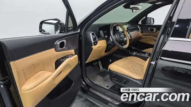 Kia Sorento 2023 — Photo 10/20