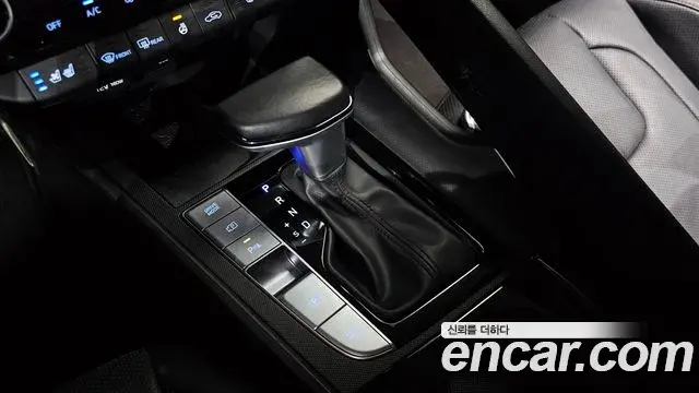 Hyundai Avante 2020 — Фото 9/20