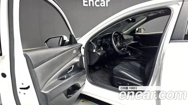 Hyundai Avante 2020 — Фото 10/20
