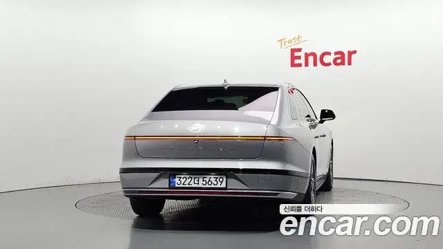 Hyundai Grandeur 2023 — Photo 4/20