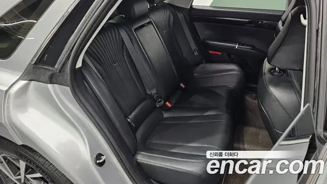 Hyundai Grandeur 2023 — Photo 11/20