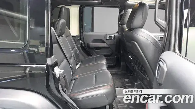 Jeep Wrangler 2019 — Photo 11/20