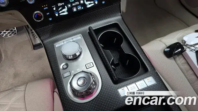 Genesis Electrified G80 2026 — Photo 8/20