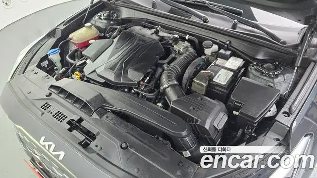 Kia K8 2021 — Photo 6/20