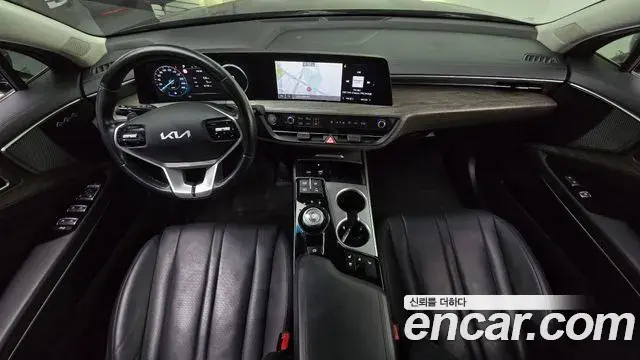 Kia K8 2021 — Photo 7/20