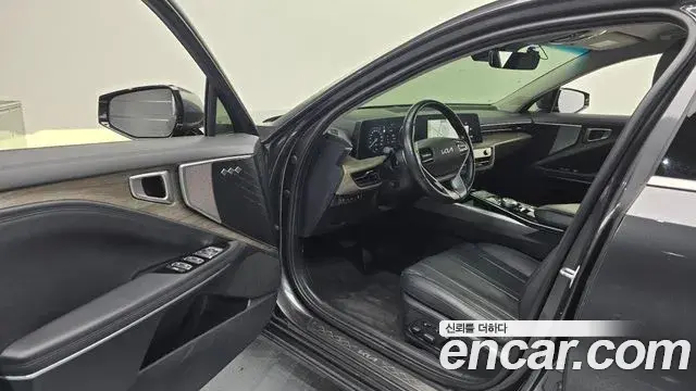 Kia K8 2021 — Photo 10/20