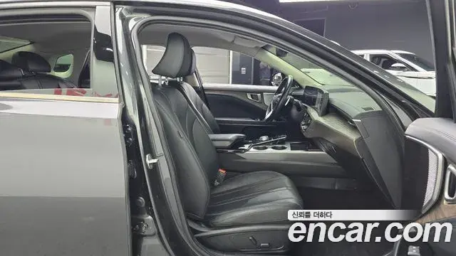 Kia K8 2021 — Photo 11/20