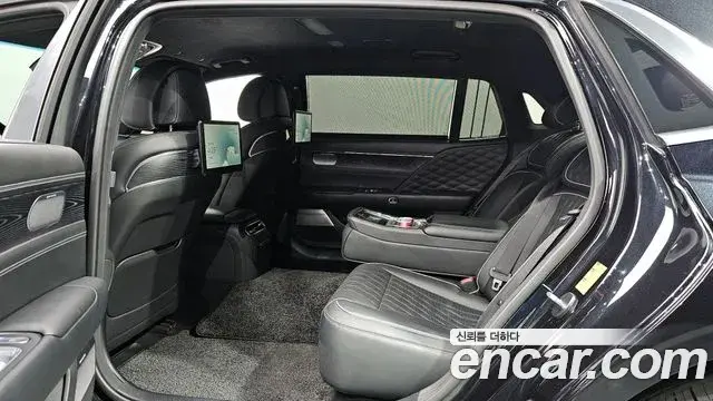 Genesis G90 2022 — ფოტო 14/20
