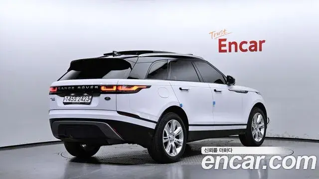 Land Rover Range Rover Velar 2019 — Фото 2/20