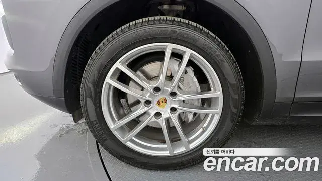 Porsche Cayenne 2019 — Şəkil 15/20