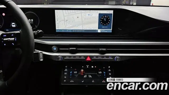 Hyundai Grandeur Hybrid 2023 — Şəkil 17/20