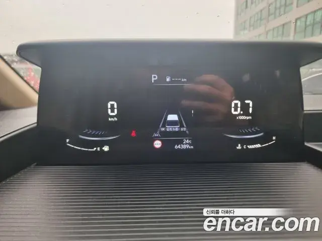 Hyundai Staria 2023 — Photo 15/19