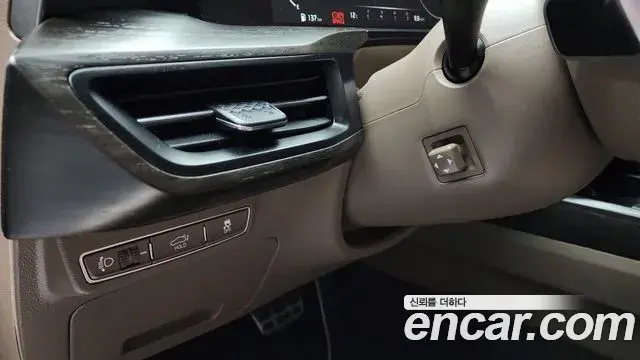 Kia K8 2023 — ფოტო 2/20