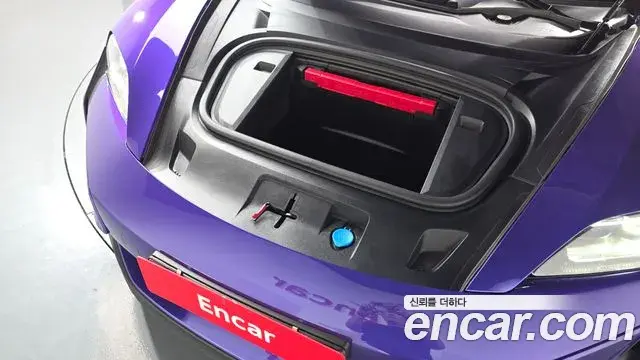 Porsche Taycan 2025 — Şəkil 16/20