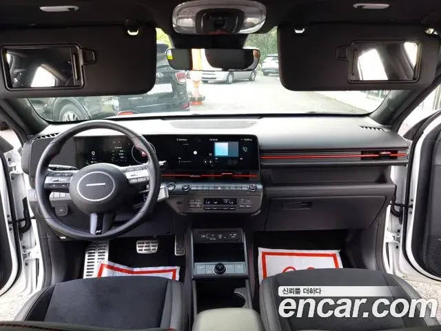 Hyundai Kona Hybrid 2024 — ფოტო 19/20