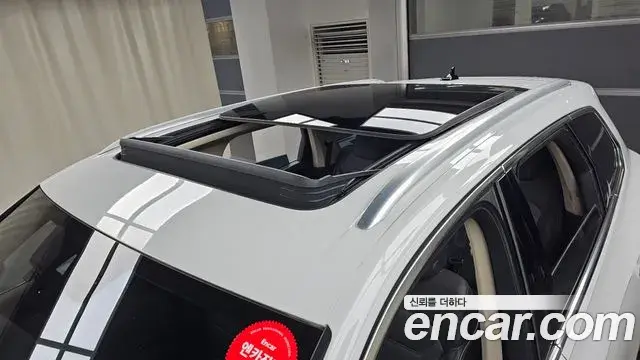 Volkswagen Touareg 2022 — Şəkil 7/20